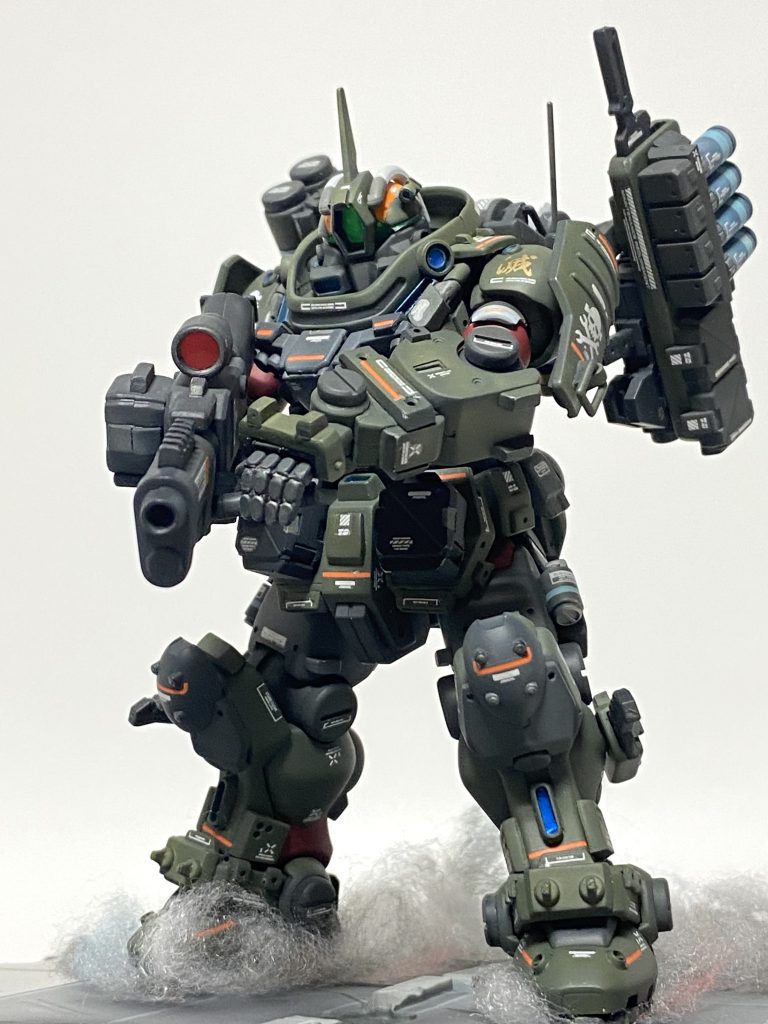 軽くアクション!!高速移動はホバー走行で行う。