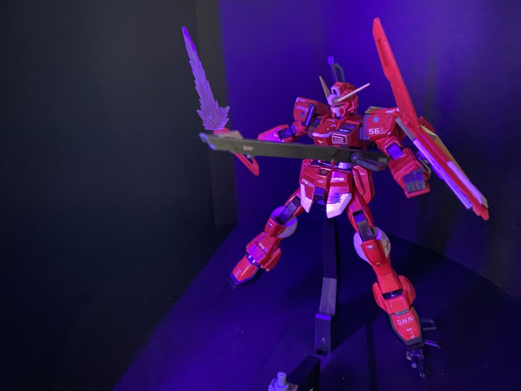 デステニィーシルエットはもちろんカッコいいですが、インパルスにデステニィーの武装もなかなかアリですよね