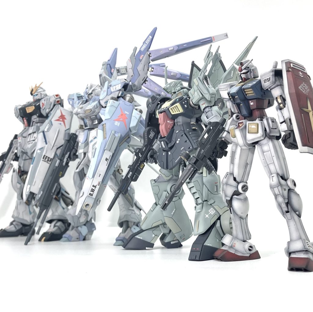 アムロさんの搭乗機を並べてみました。Hiνガンダムブレイブは乗ってませんが、手元にもってないんで💦