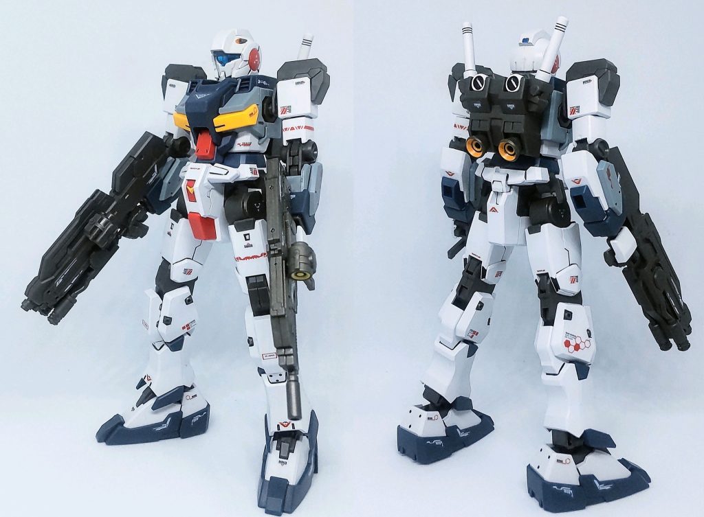 まずはコアとなる基本フレーム。特に改修はせず一部に塗装をした程度で仕上げてます。左手にはガンダム7号機用ビームライフル（FA7号機付属の物）を装備、ただしそのままでは持たせられないのでグリップをヤスリがけして調整してます。また、全体的に噂となってるセリアにて販売中のデカールを使用してます。