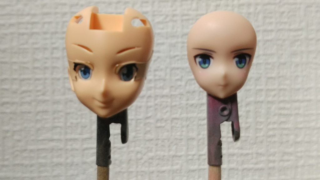 左がキットの物、右が30MSの物。キットのままだと並べたら一目瞭然で顔がデカいし、ちょっと怖いのです(*T^T)