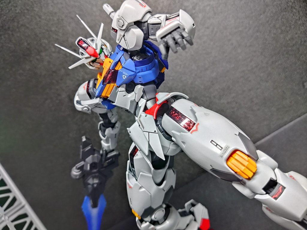 ガンスタ等の方々が”お手軽成型色ウェザリング”なんてのをアップされてますが、正直アレ、難しすぎです!ミキシングってのも同じく、、、