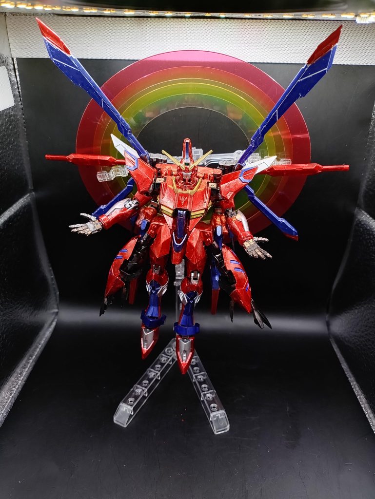 ◯高機動モードバックアップをフル展開する事で、ジャスティス系統には装備されていなかった、ヴォワチュール・リュミエールシステムを展開が可能となっています。これにより高速移動が可能で敵機の追従を許さない圧倒的な戦闘を可能としています。