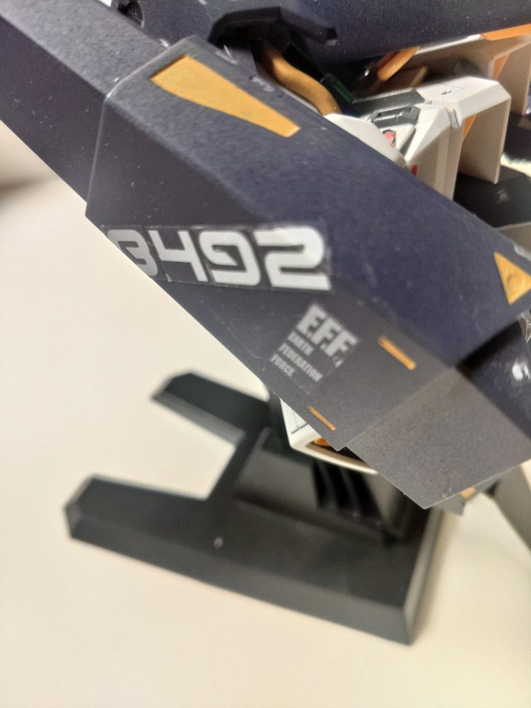 バインダーのマーキングは30MM付属のシールとバイアランカスタムのシールを使用。30MMのはかなり便利です。