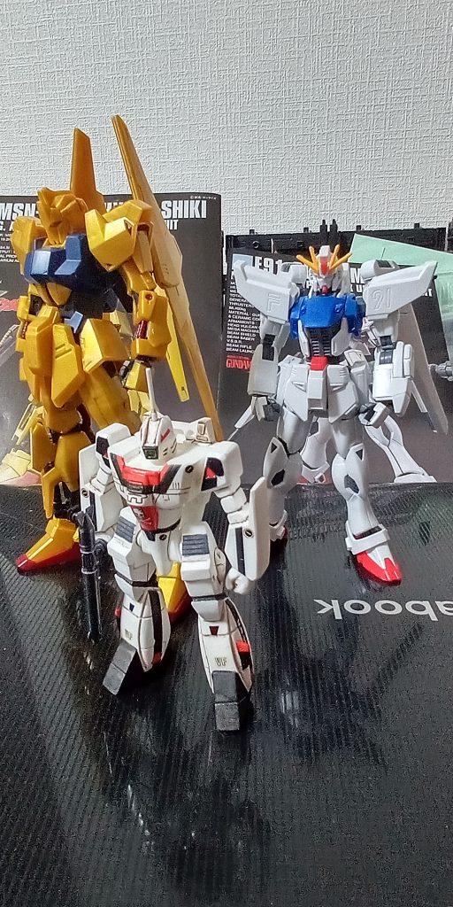 す一条機は、自作デカールとキット付属デカールでデコレート。塗装はグレー部分とスミ入れだけ。きちんと一条機に見えると思い自画自賛。