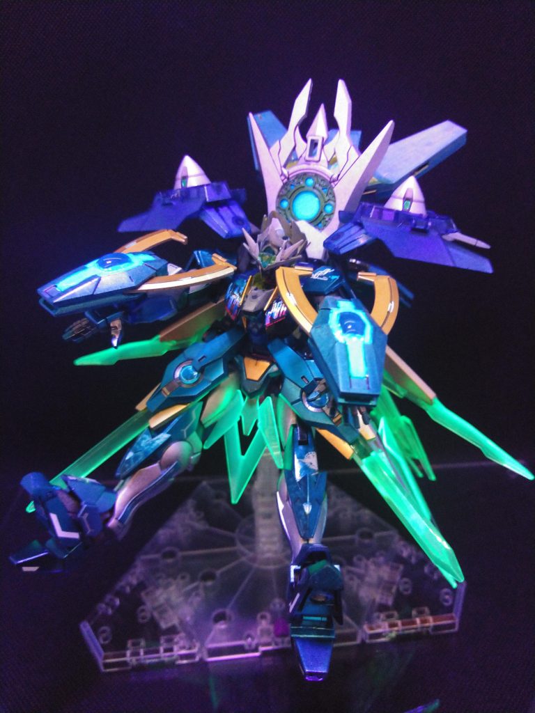 ■ネプテイトガントレット前腕部に接続して使用するシールド兼ビーム射撃兵装。ネオジム磁石によりマウントしています。