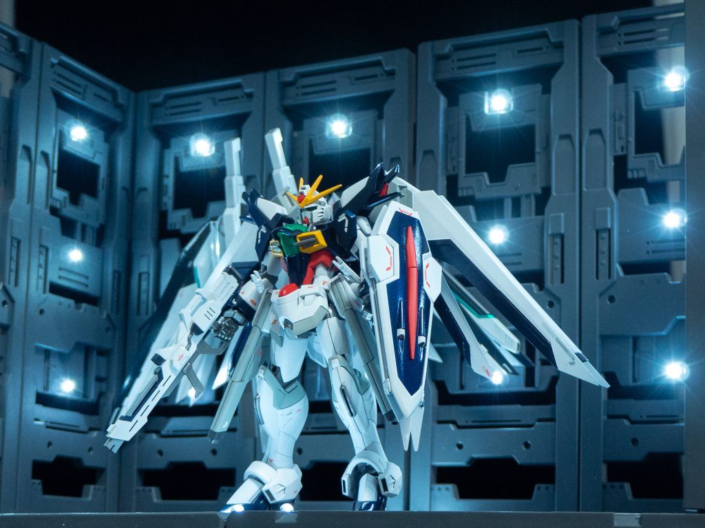 LEDハンガーベースを使用して