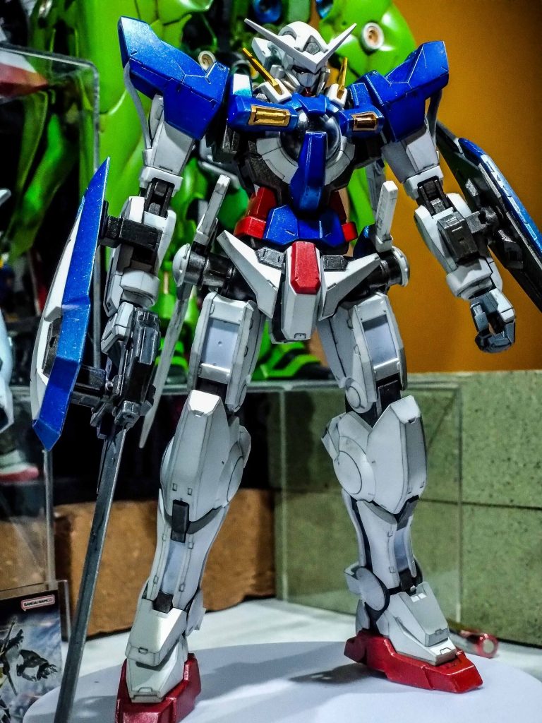 パチ組墨入れ済を買ってリペイントしたんですが大変でした。ゲート処理も甘々でしたので前バラして処理してからの塗装になりました。ゼロから自分で組むほうが遥かに早いです。