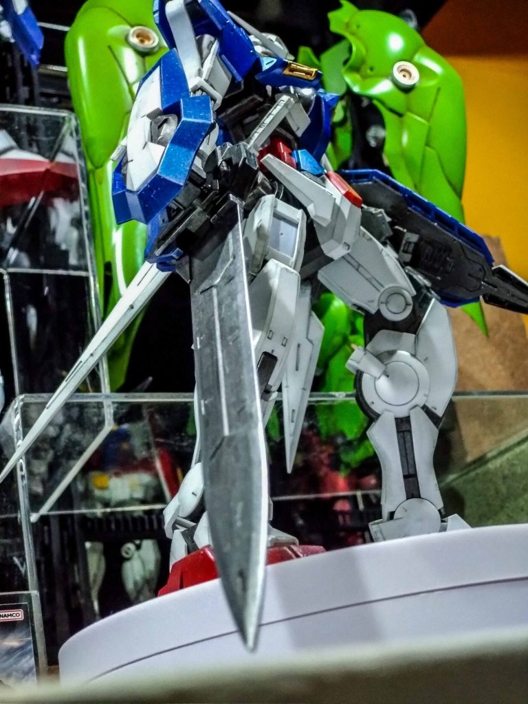 メニュー的にはアクリジョン筆塗り、一部面だし、エッジ強調、位です。自慢はなにもないですw