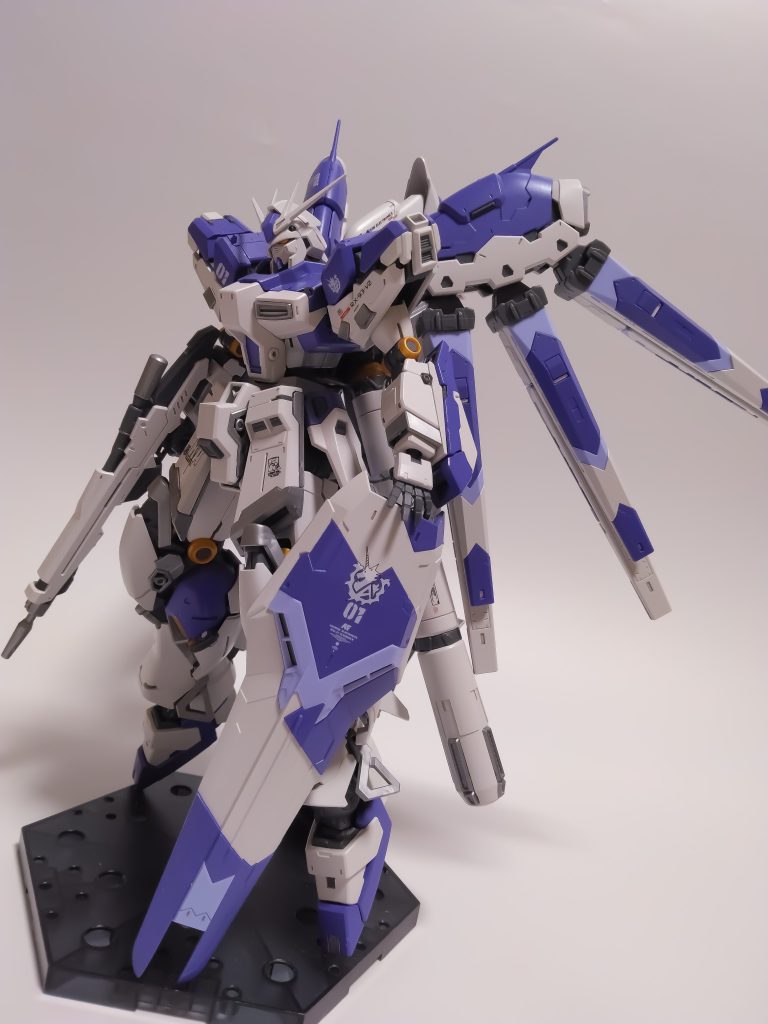 Hi-νガンダム–2枚目/制作者：@kirosutasu44