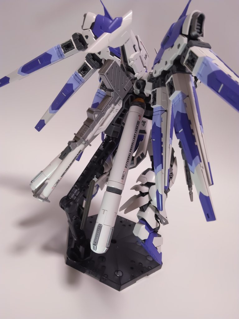 Hi-νガンダム–6枚目/制作者：@kirosutasu44