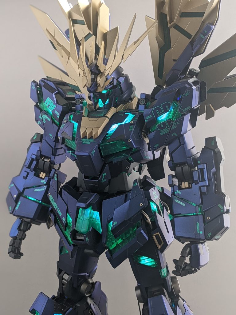 PGユニコーンガンダムバンシィ クリスタルカラー全塗装–2枚目/制作者：kenshira0123