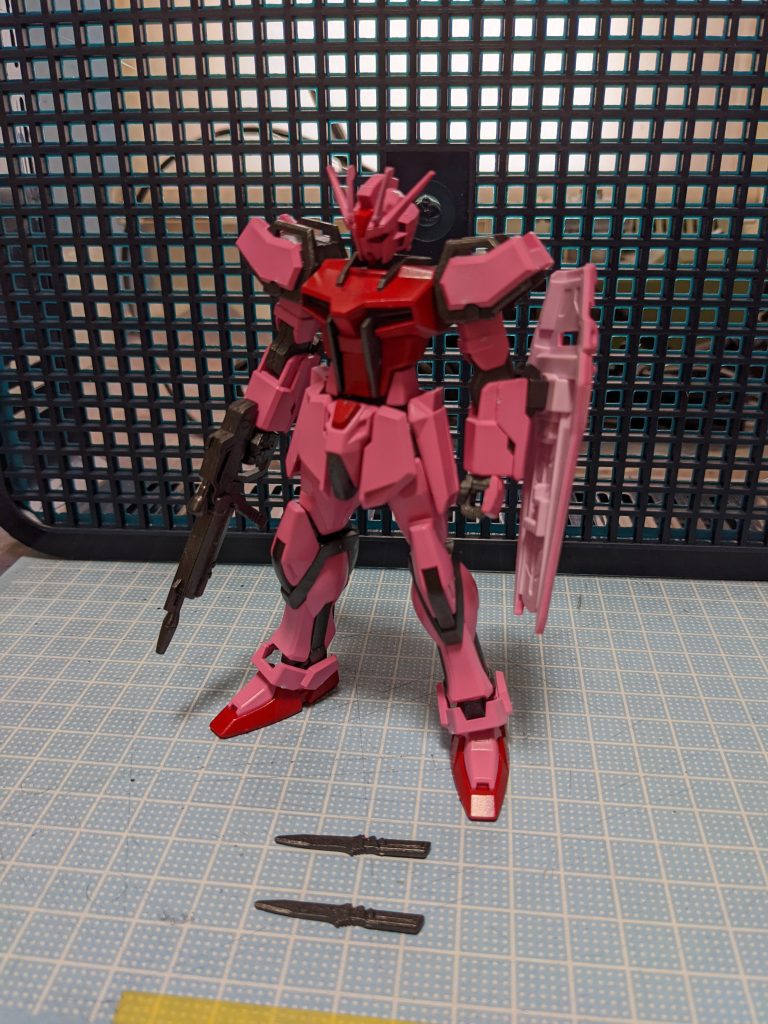 最初の塗装……。茹でダコみたいになったのでこのあと塗り直しますた。
