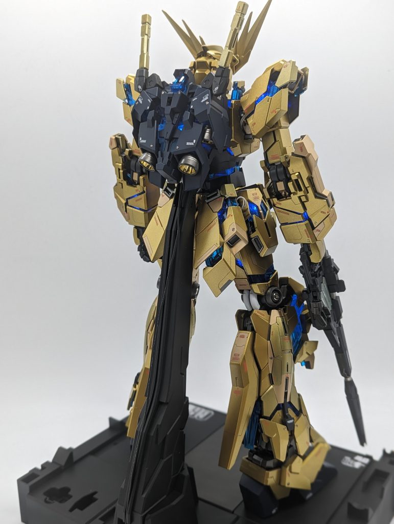 PGユニコーンガンダムフェネクスメッキ剥がし全塗装–5枚目/制作者：kenshira0123