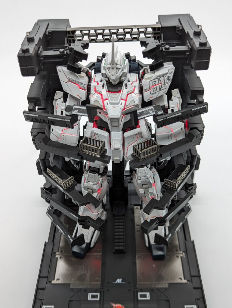 MGEXユニコーンガンダム改修塗装完成品–6枚目/制作者：kenshira0123