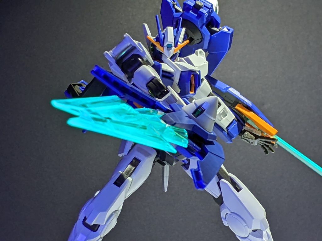 このグリーン大好きアークさん。このカラーの蛍光塗料待ってます。ブルーグリーンも良いんだけどね。