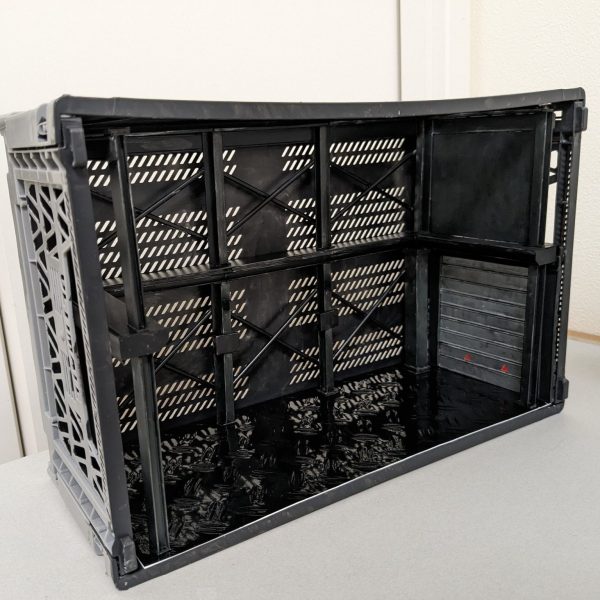 100均材料使ってオリジナル格納庫作りました