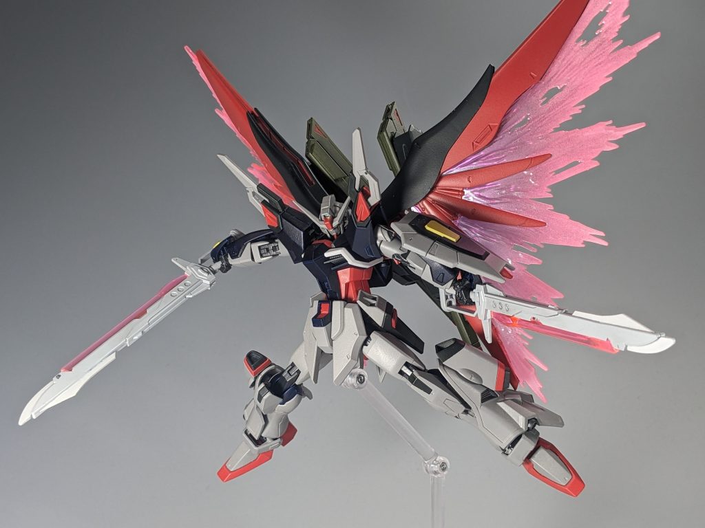 ちなみに連結を外して二刀流にもなれます! むしろこっちを想定していたので、持ちやすいようにアロンダイトを短縮させていました。連結はノリで思い付いてやりました()