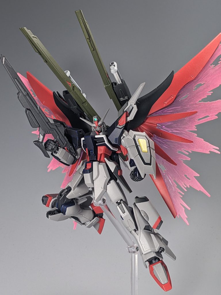 名無し砲こと高エネルギー長射程ビーム砲は、従来のデスティニーと違って上から展開させるようにしました。