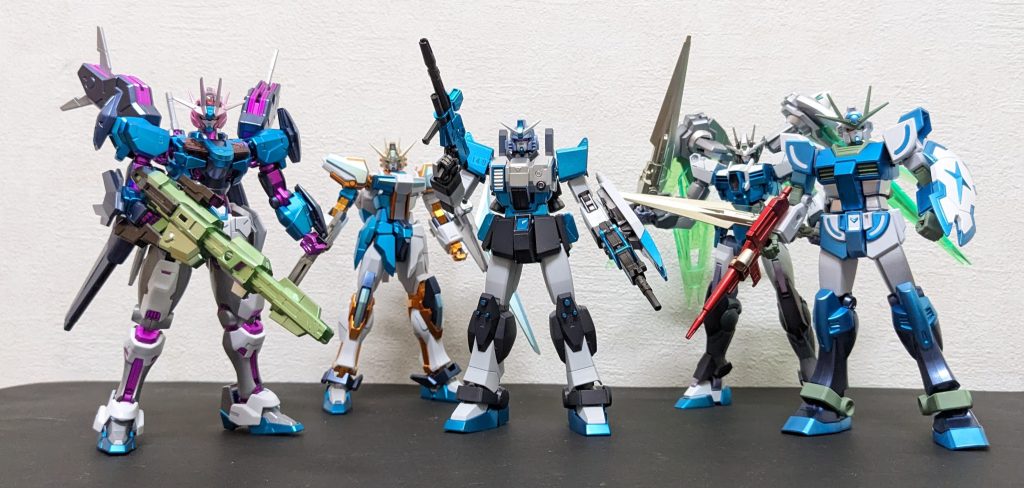 一瞬一瞬の積み重ねが一生ってことで❓MyGO!!!!!全員揃いました😆!!一応、全員「ガンダム」にすることは基本線としてたのですが、短い期間でビルド系のキット3つも作ることになるとは、企画当初ではまったく想定外の結果となりました😅それでも、モチーフのMyGO!!!!!同様、なかなかにバラエティに富んだメンバー構成になったと思いますし、各メンバーのキャラにフィットした機体選定ができたのではと自負しております!!😊(作品としてのクオリティはさておき、ですが😅)