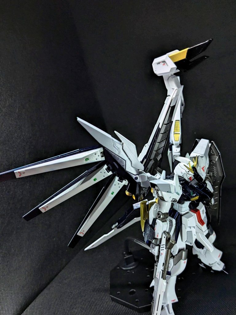 反対側の斜め上からの俯瞰。白鳥に見立てたシルエットは我ながらカッコいいと思いました笑