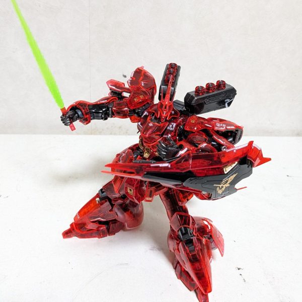 RGクリアカラーサザビー ブラックライトver