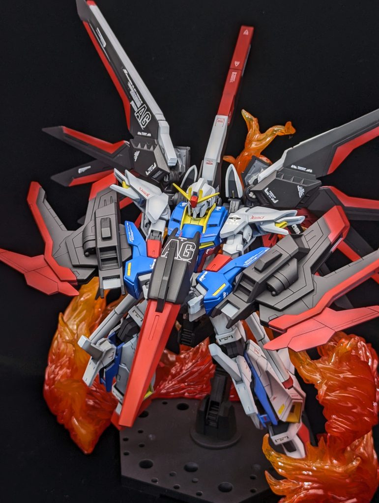 最高威力のフェニックスフルバーストもウイングバインダーにより、安定して撃てます。