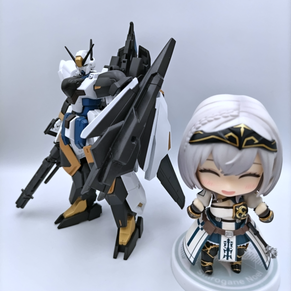 白銀ノエル専用クロスボーンガンダムX1