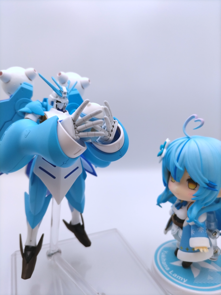 ここまで見ていただいて、ありがとうございます!久しぶりの投稿になりましたが、いかがでしょうか。ABSが使用されているキットを塗装するのは初めてでしたが、接続部を若干削って白サフ吹いてから塗装すれば大丈夫でした。でも、面倒だったのもあって、やっぱりABSレスキットの方がいいですね。もし良ければ、アドバイスや質問、コメント等して頂けると非常に嬉しいです!