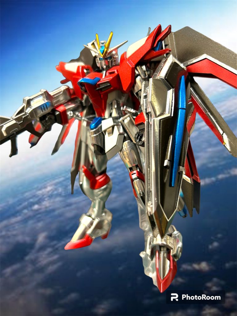 翼のラインの塗り分けに苦労しました…。まだまだ精進が足りないようです…。