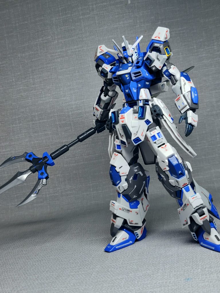ガンダムリベリオンHGCEフリーダムガンダムベース改造機体ガンダムシリーズのMS「ガンダム」ではなくビルドファイターズ世界観の「ガンプラ」です。コンセプトはフリーダムではないフリーダムフリーダムらしくないフリーダムならまず最大の特徴である翼を消すことから始めてフリーダムのデザインを一つ一つ消しました名前の由来はラテン語で自由を意味する「リベルタス」を少し変形して「リベリオン」と命名しました