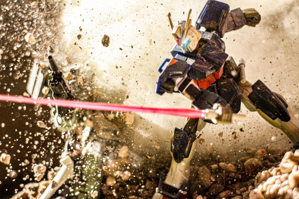 前回制作した、ジンハイマニューバをザシュッ!