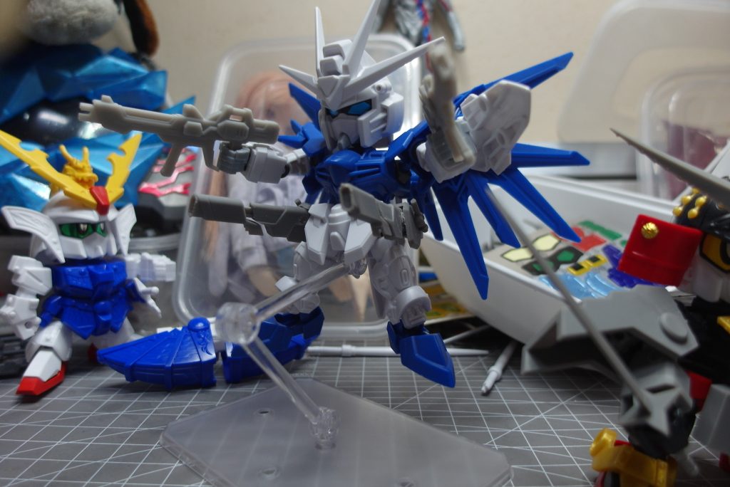 SDEX ライジングフリーダムガンダム 改造1–3枚目/制作者：HSUI