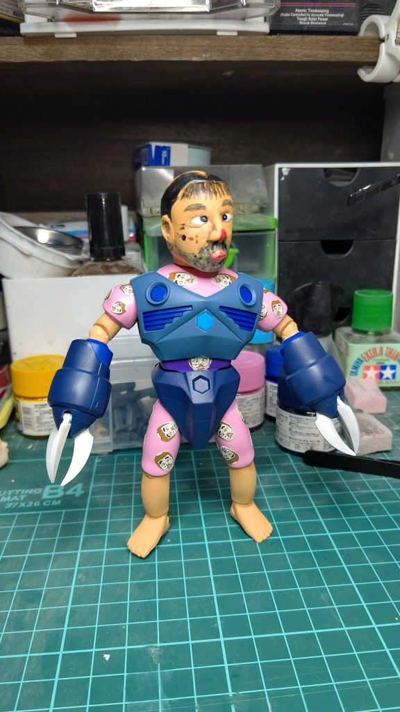 そうです私が変なおじさんです