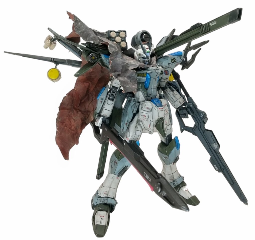 両肩をミサイルポッドにしなかったのは、長物レールガンはやはり必須と言うことで