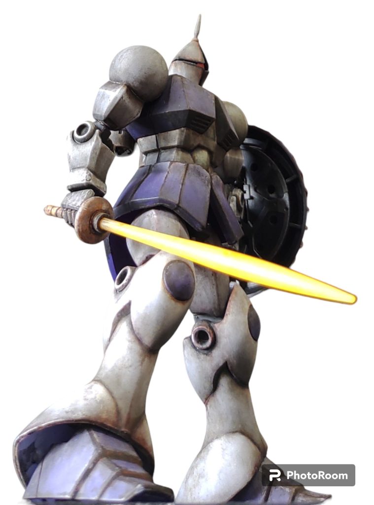 ウェザリングに積極的にグラデを意識して融合させて相乗効果を狙っていきたいのですがまだまだです　グラデもエアブラシを吹いたりウェザリングカラ－を使ったりウェザリングマスターだったりと色々試行錯誤しております