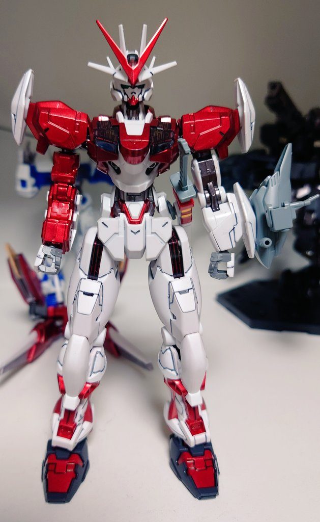 使用したアストレイはレッドフレーム フライトユニット装備なので偵察型バクゥヘッドが着いてきました。これをエアリアルのビットと合体させたので