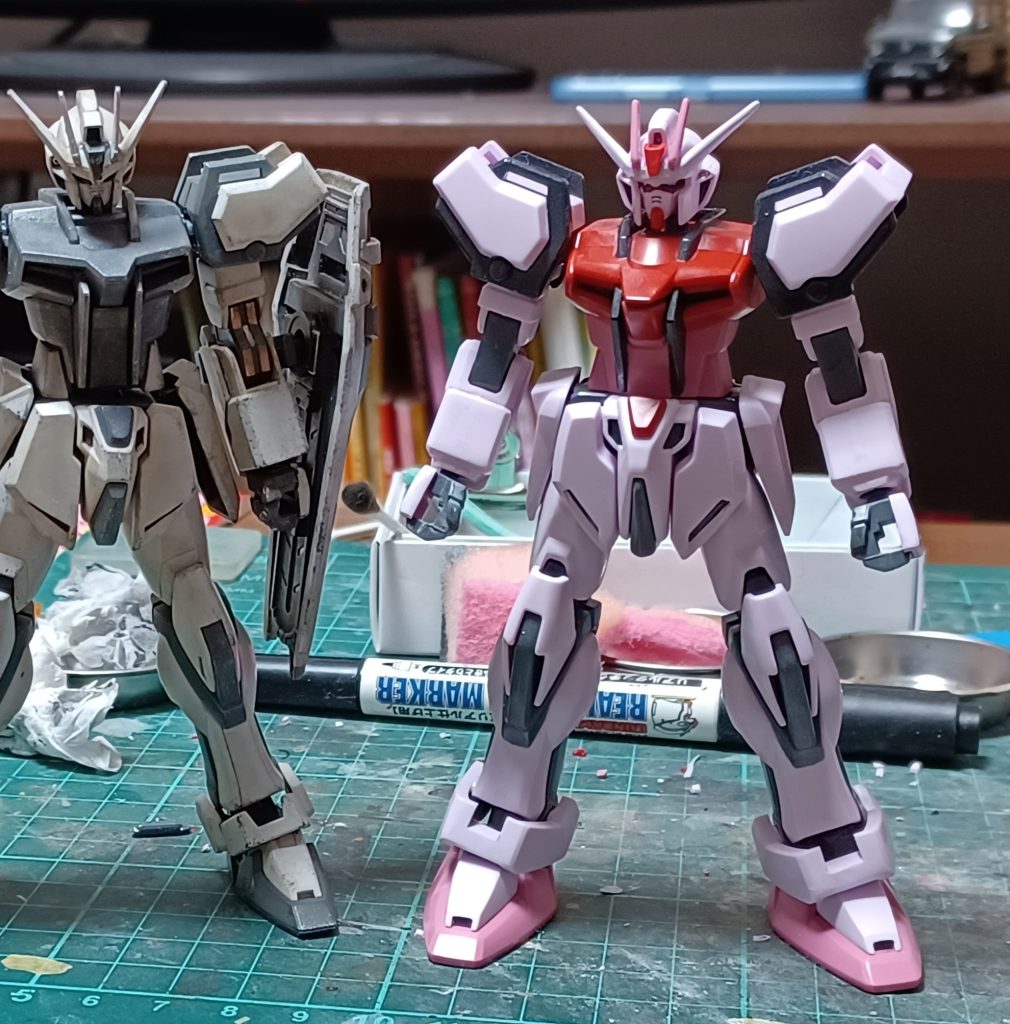 20年前のキットらしく塗装箇所が多くて、いーっぱい塗った(笑)。