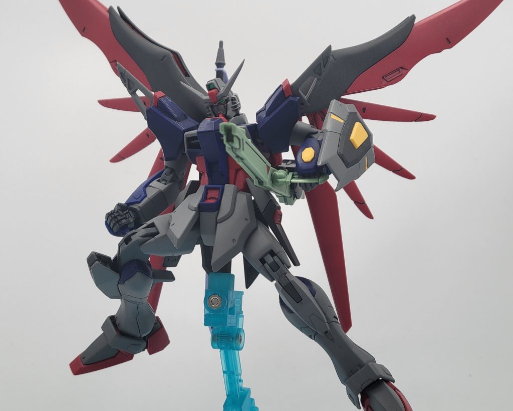 映画でも対艦攻撃に対多数相手の面攻撃にと大活躍だった長射程ビーム砲。