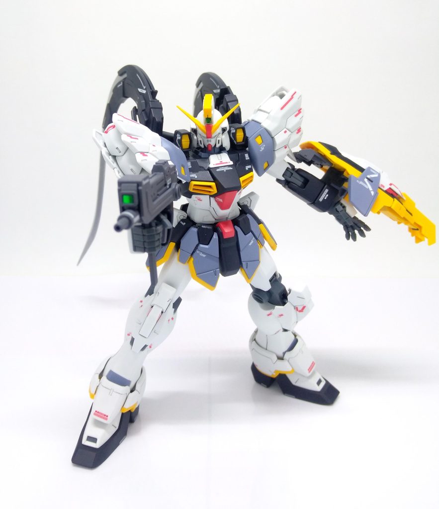 TV版のようなカラーリングなので、マシンガンを持つと「改」みたい。