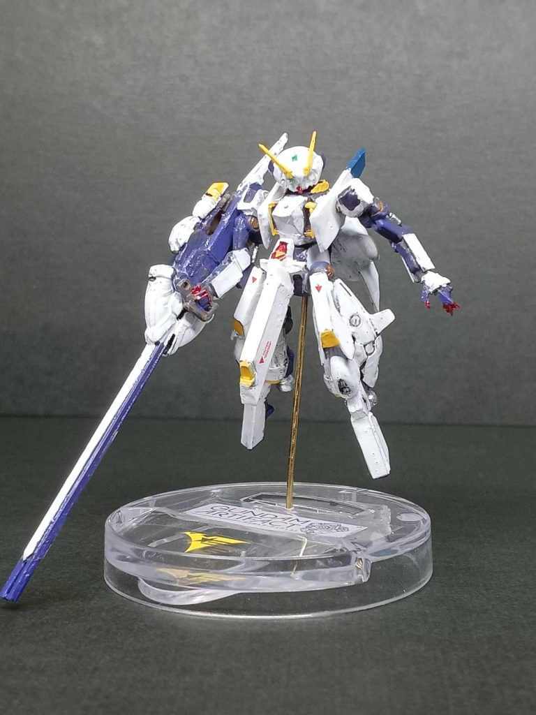 アーティファクト、ウイングガンダムよりスクラッチして作成しました。TR6らしさを出すのか、はたまたアーティファクトらしさを出すのか、迷いましたがいいバランスで出来たんじゃないかと(自己満の嵐)