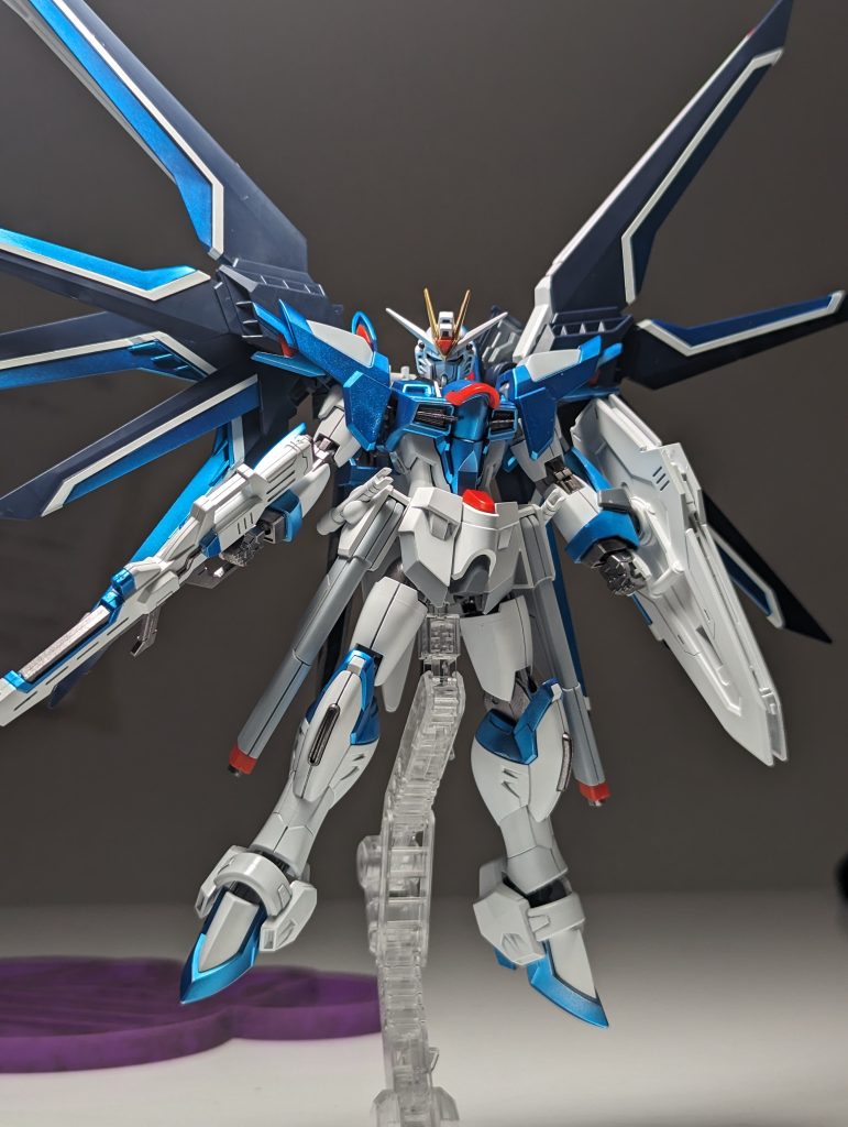 ライジングフリーダムちょい塗り仕様–2枚目/制作者：もんごれ