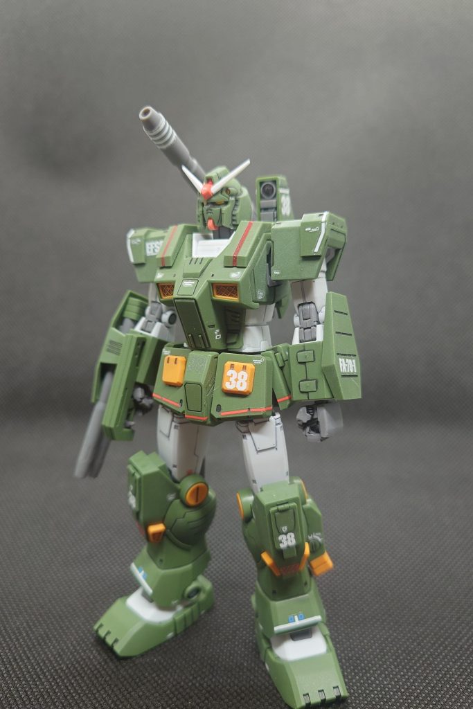 フルアーマーガンダム–2枚目/制作者：A.K.F.