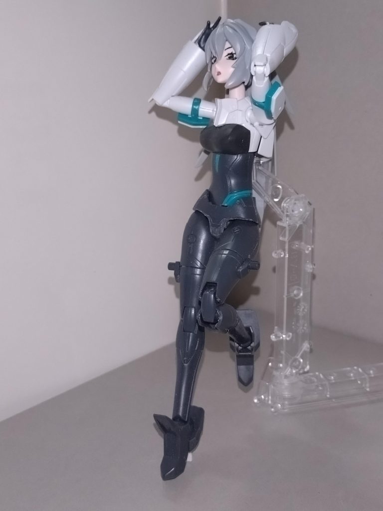 以下、適当にポーズをば。