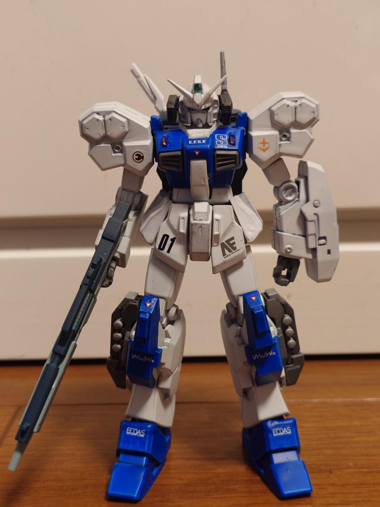 エコーズの隊長となったという設定です。これは痩せっぽちと揶揄されたMSに近いかも…