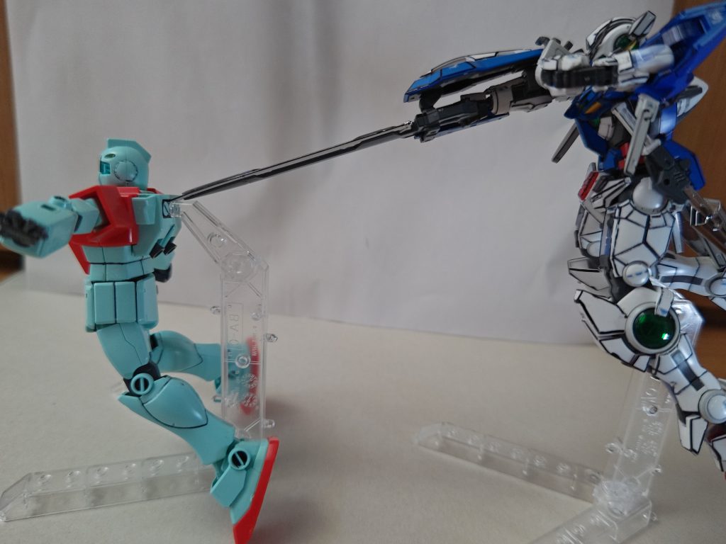 ジム「ぐわぁぁぁぁぁぁ！」エクシア「貴様が行った散歩(再生)を！この俺が破壊する！」ではまた👋😉