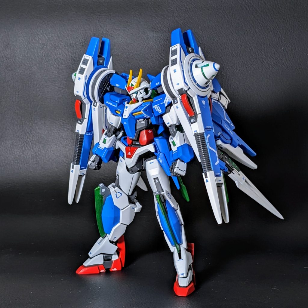 当初はレイザーのみで考えていましたがアルティメスのパーツがオーライザーっぽくなると思い追加しました