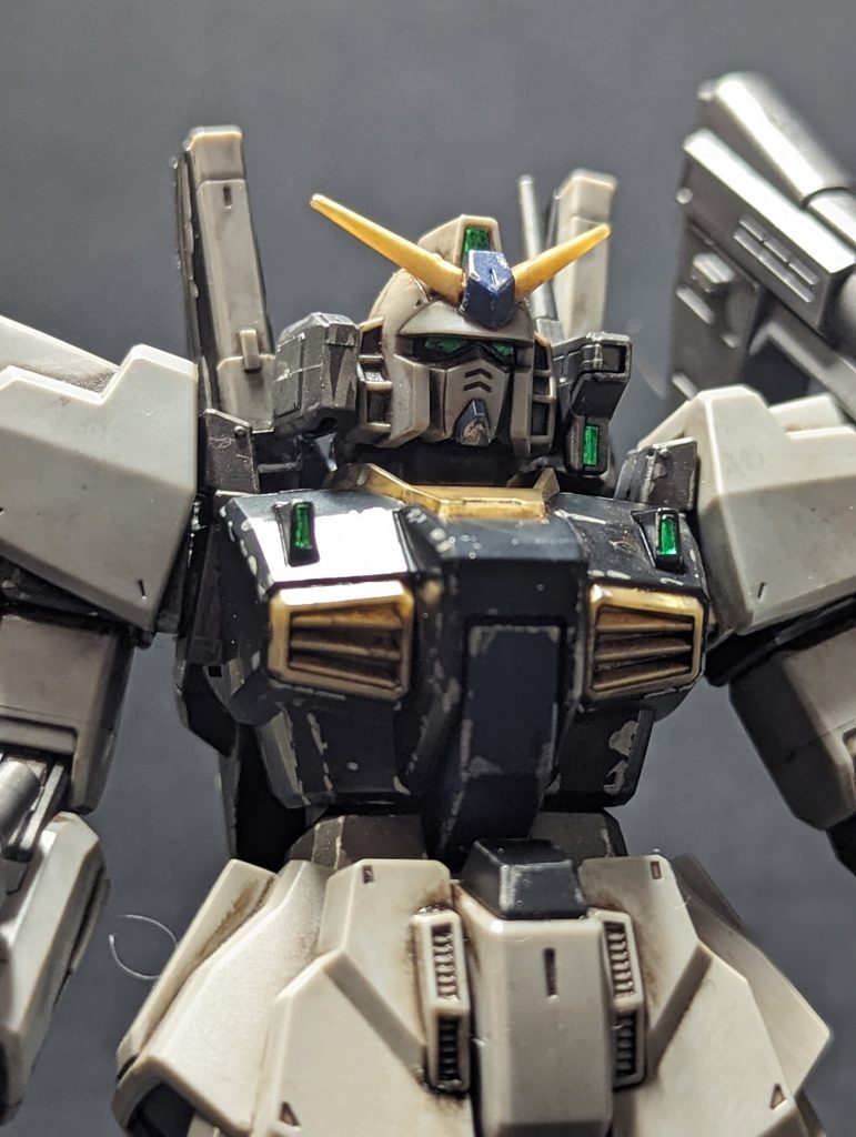 Mk-Ⅱやνガンダムってガンダムの正統後継機って感じがたまらなく好きです。