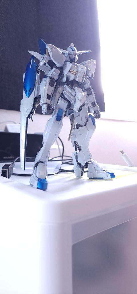 ガンダムバエル–3枚目/制作者：Oisan