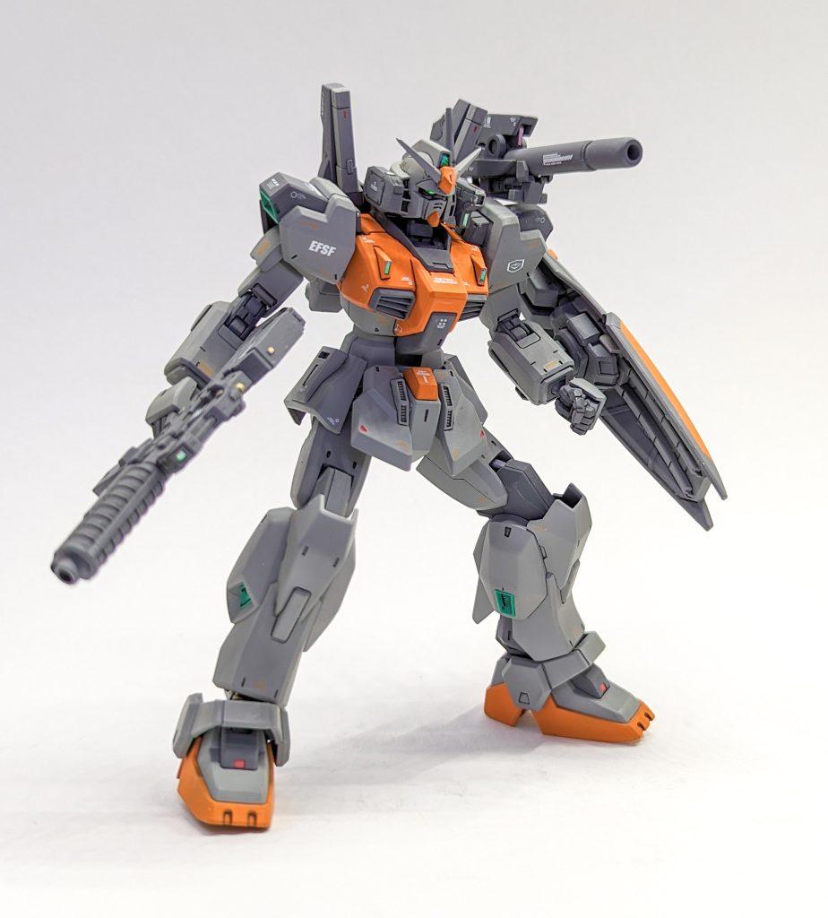 キャノンはシステムウェポンキット等の余剰パーツを繋ぎ合わせてでっちあげたのですが、思いのほか可動します。